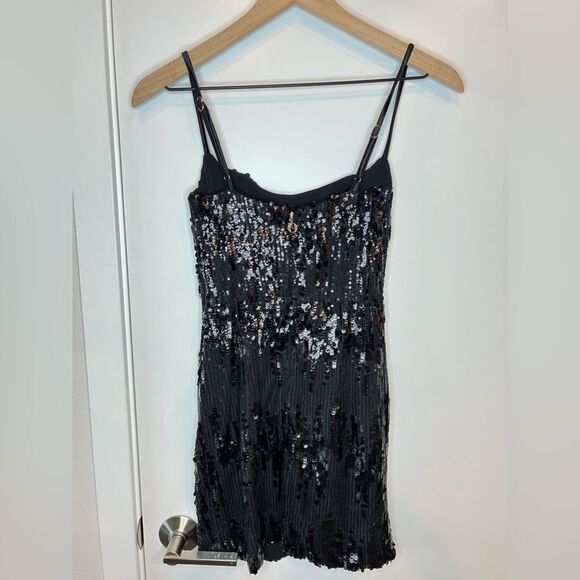 NWT Nookie Cascade Black Sequin Mini Dress S - Picture 7 of 7